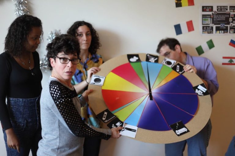 Lire la suite à propos de l’article Collaboration Foyer du Pré et E-Fabrik Création de l’horloge de 24 heures